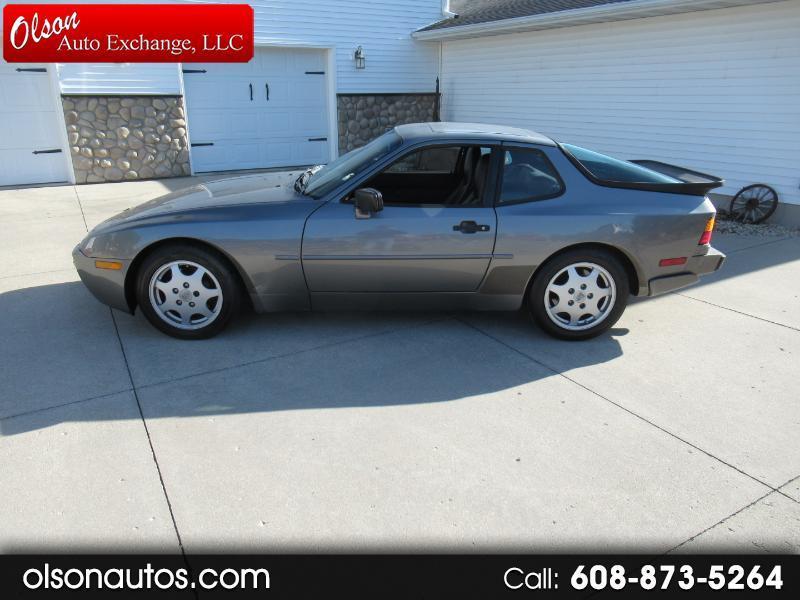 Porsche 944 S2 coupe 1989
