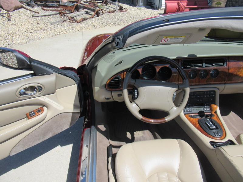 Jaguar XK8 Convertible 1999