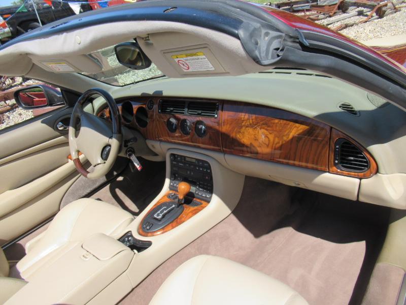 Jaguar XK8 Convertible 1999