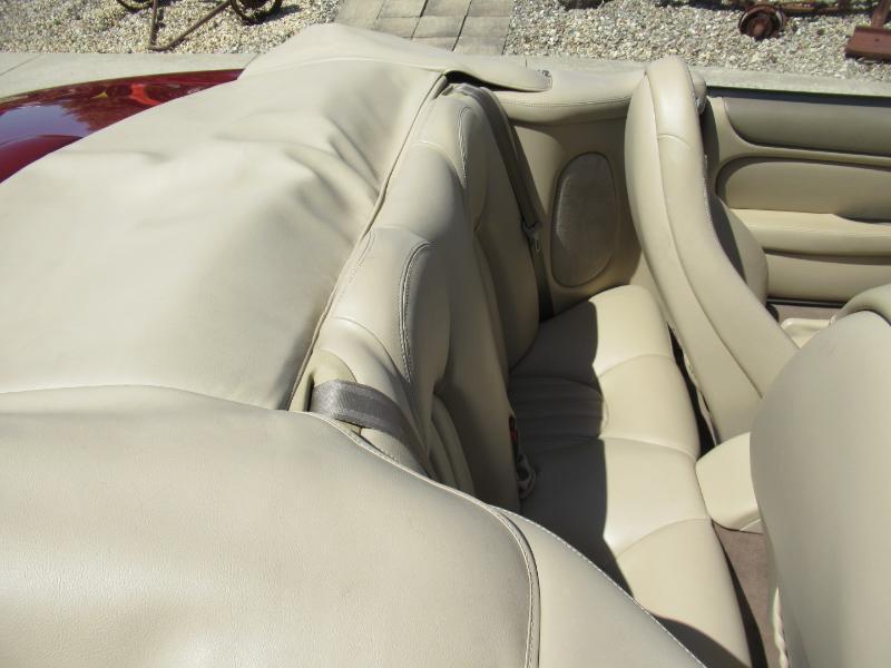 Jaguar XK8 Convertible 1999