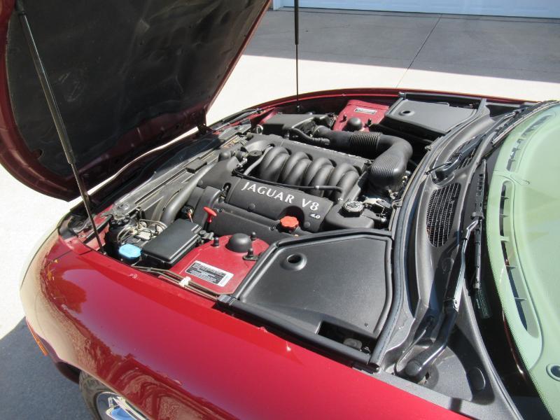 Jaguar XK8 Convertible 1999