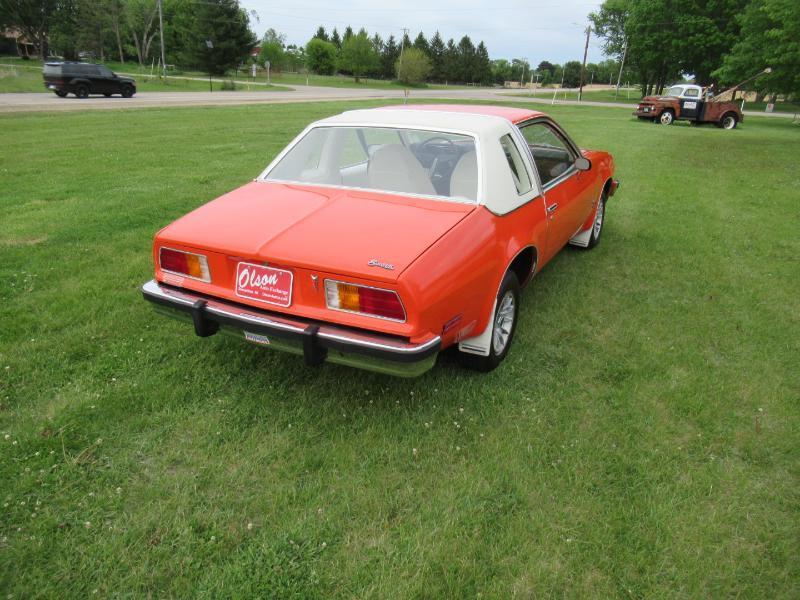 Pontiac Sunbird  1976