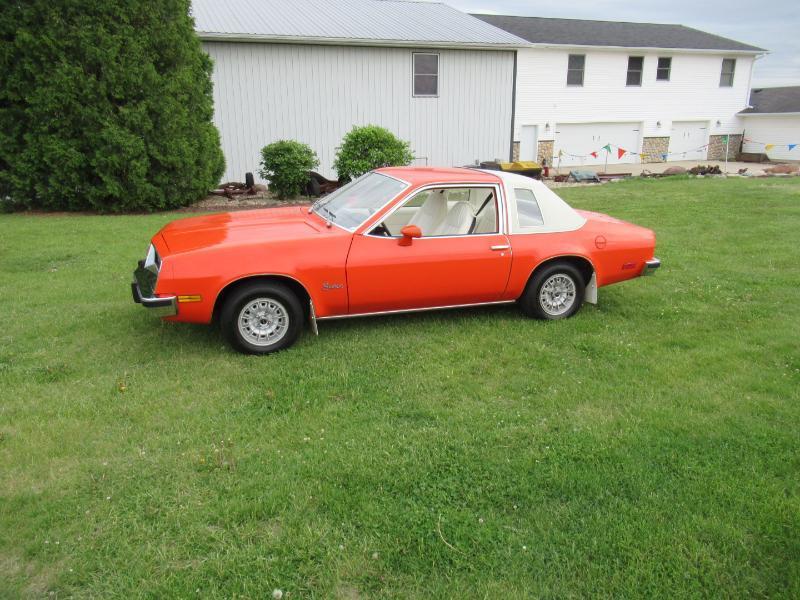 Pontiac Sunbird  1976