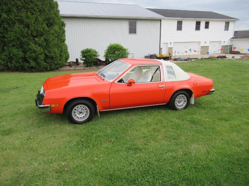 Pontiac Sunbird  1976