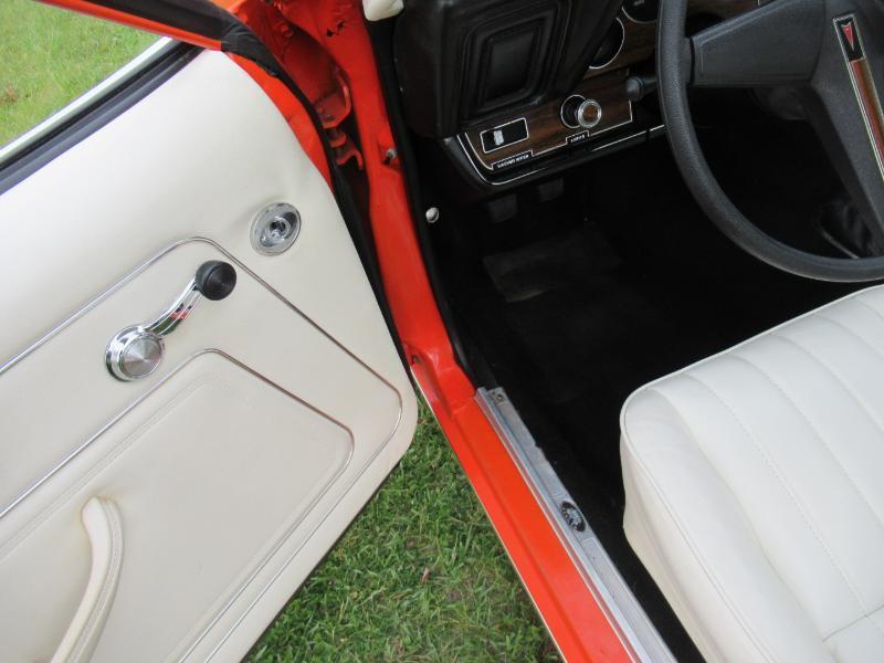 Pontiac Sunbird  1976