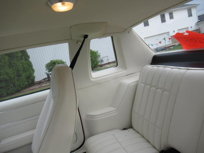 Pontiac Sunbird  1976