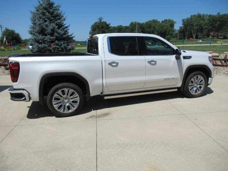 GMC Sierra 1500 Denali Crew Cab 4WD 2021