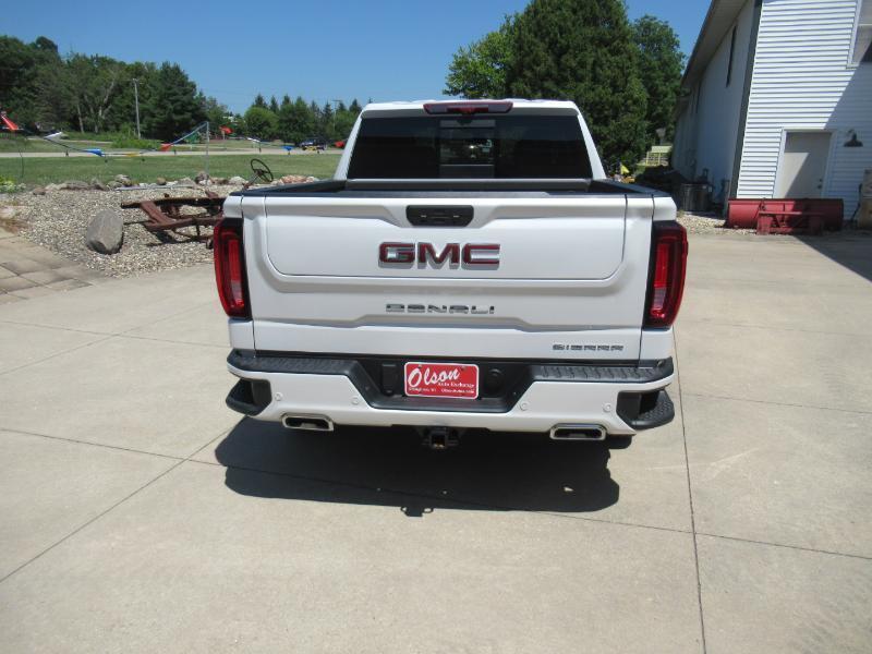 GMC Sierra 1500 Denali Crew Cab 4WD 2021
