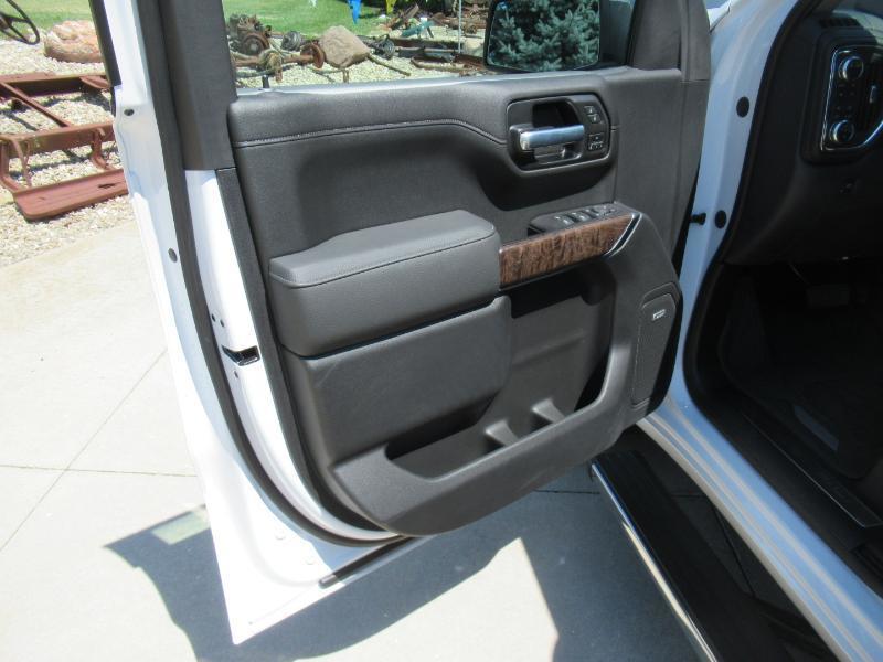 GMC Sierra 1500 Denali Crew Cab 4WD 2021