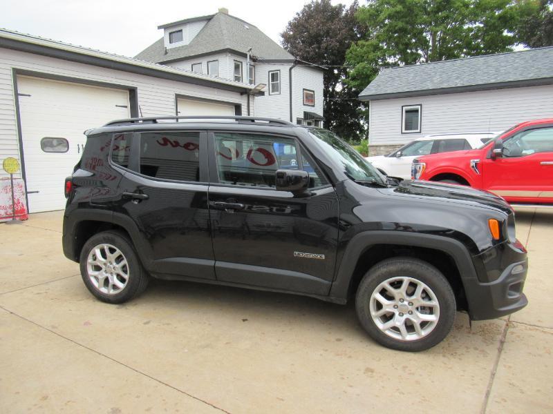 Jeep Renegade Latitude 4D SUV 4WD 2018