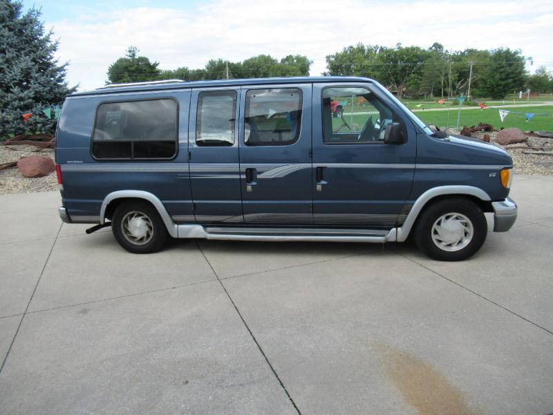 Ford Econoline E150 1998
