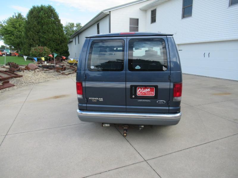 Ford Econoline E150 1998