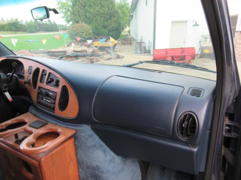 Ford Econoline E150 1998