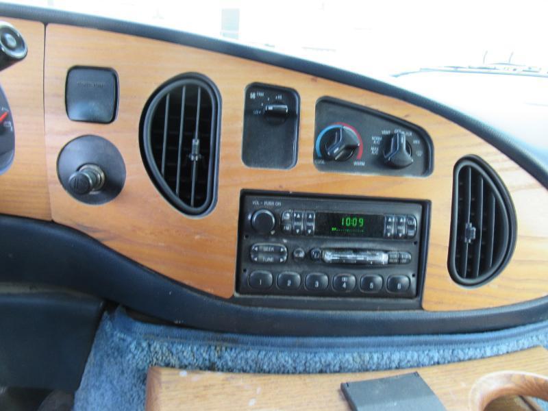 Ford Econoline E150 1998