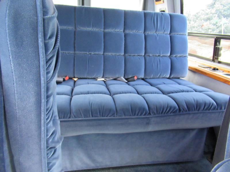 Ford Econoline E150 1998