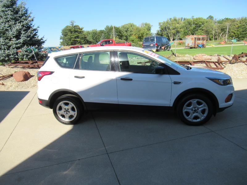 Ford Escape S FWD 2018