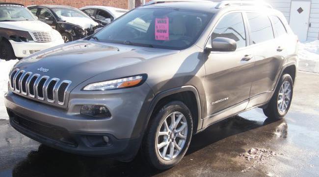 Jeep Cherokee Latitude FWD 2017