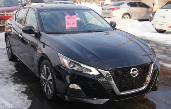 2022 Nissan Altima 2.5 SV