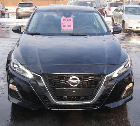 Nissan Altima 2.5 SV 2022