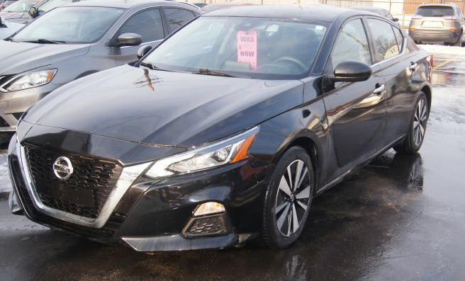 Nissan Altima 2.5 SV 2022