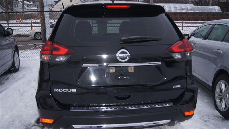 Nissan Rogue S AWD 2018