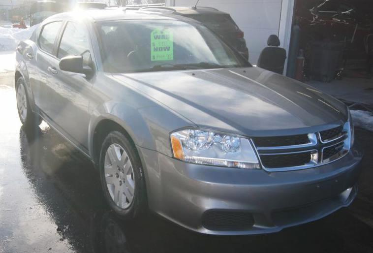 2012 Dodge Avenger SE