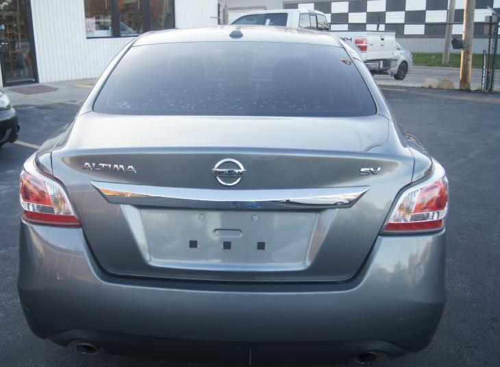 Nissan Altima  2015