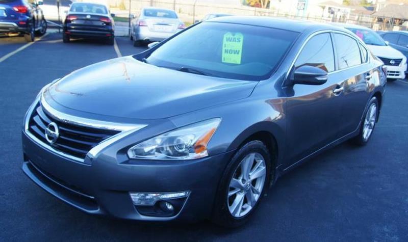 Nissan Altima  2015