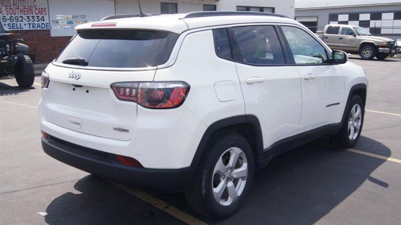 Jeep Compass Latitude FWD 2019