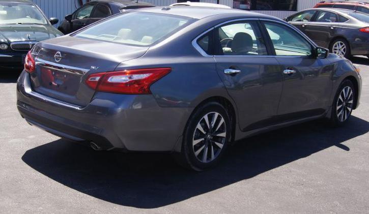 Nissan Altima 2.5 2017