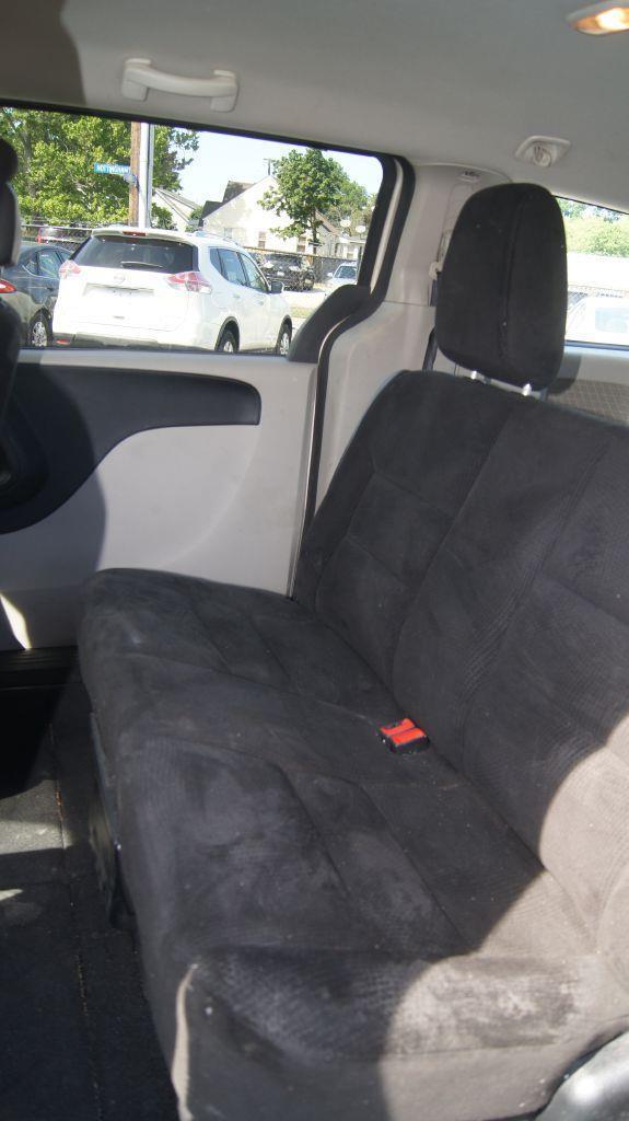 Dodge Grand Caravan SE 2015