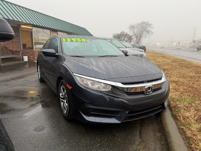 Honda Civic 2dr Cpe LX Auto 2017