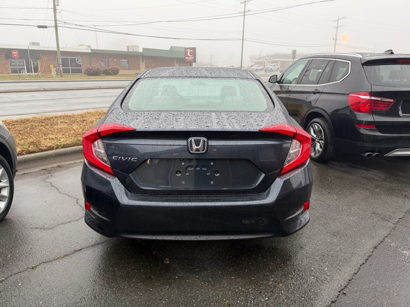 Honda Civic 2dr Cpe LX Auto 2017