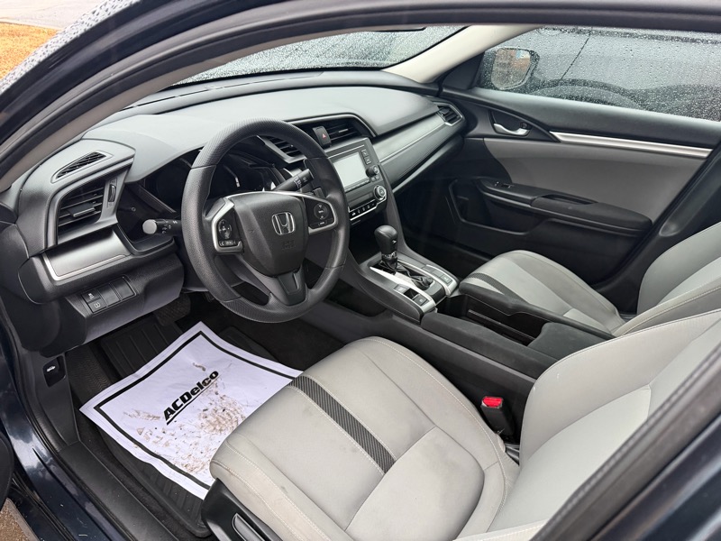 Honda Civic 2dr Cpe LX Auto 2017