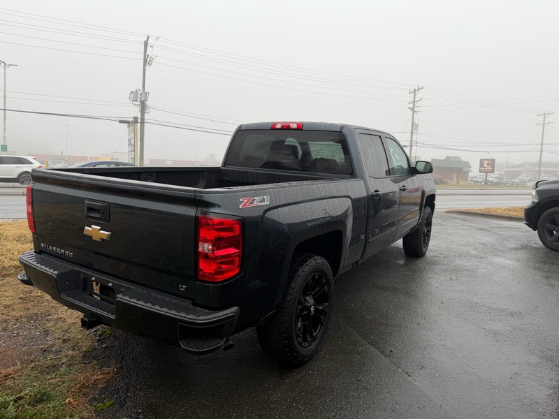 Chevrolet Silverado 1500 Crew Cab 143.5" WB 4WD Z71 2017