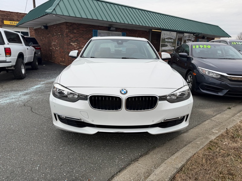 BMW 3-Series 328i xDrive Sedan SULEV 2015