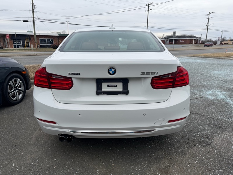 BMW 3-Series 328i xDrive Sedan SULEV 2015