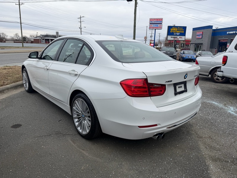 BMW 3-Series 328i xDrive Sedan SULEV 2015