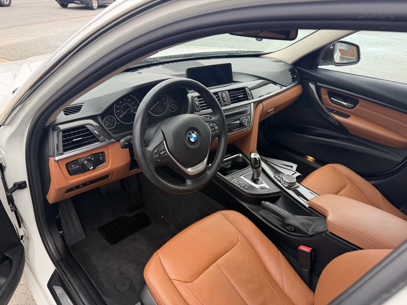 BMW 3-Series 328i xDrive Sedan SULEV 2015