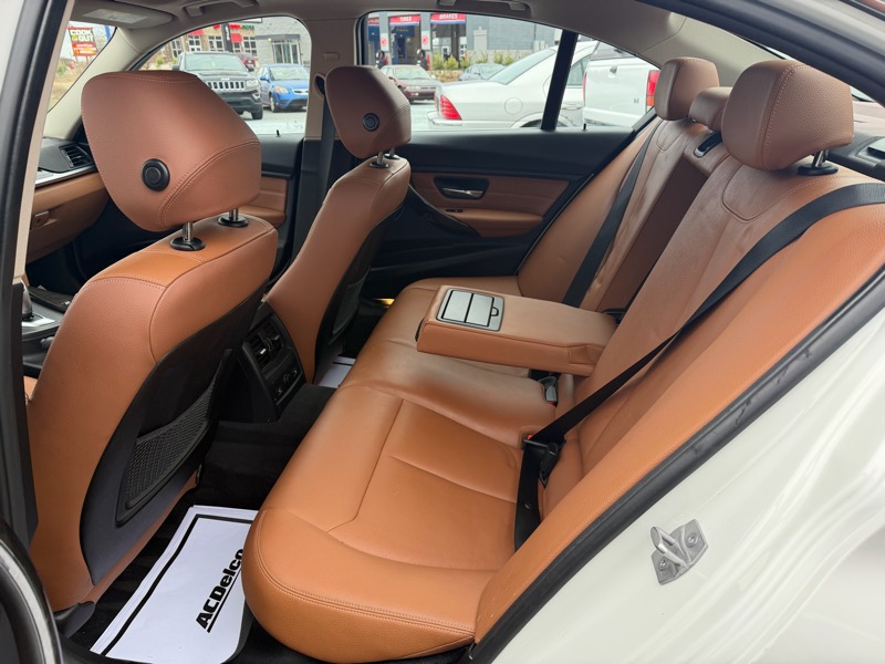 BMW 3-Series 328i xDrive Sedan SULEV 2015