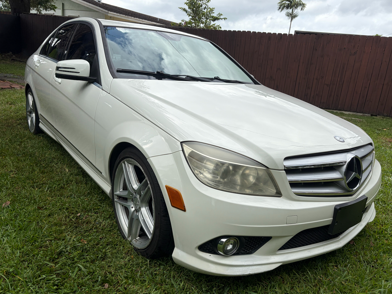 Mercedes-Benz C-Class C300 4MATIC Sport Sedan 2010 Mercedes-Benz C-Class C300 4MATIC Sport Sedan 2010
