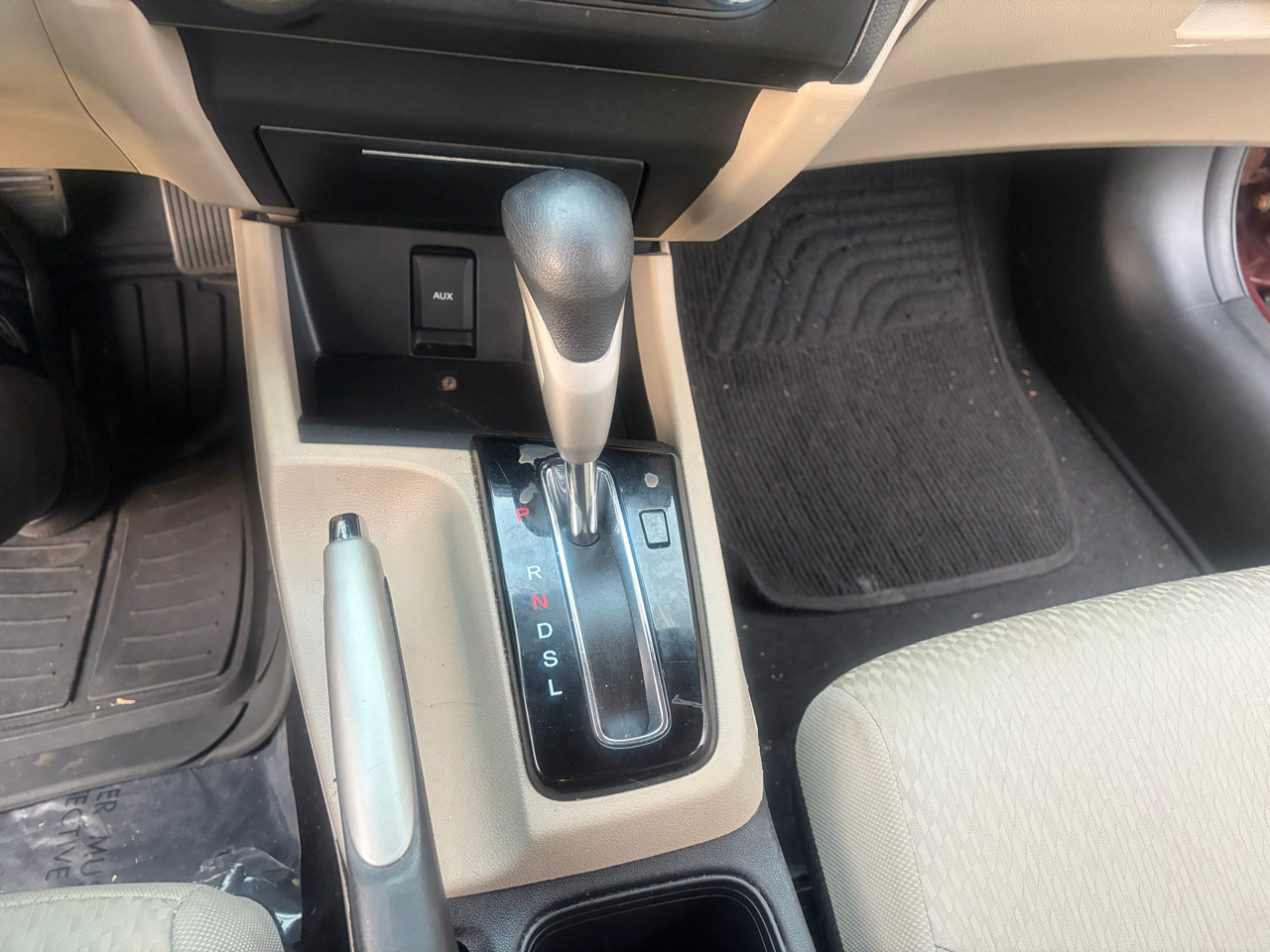 Honda Civic LX Sedan CVT 2014