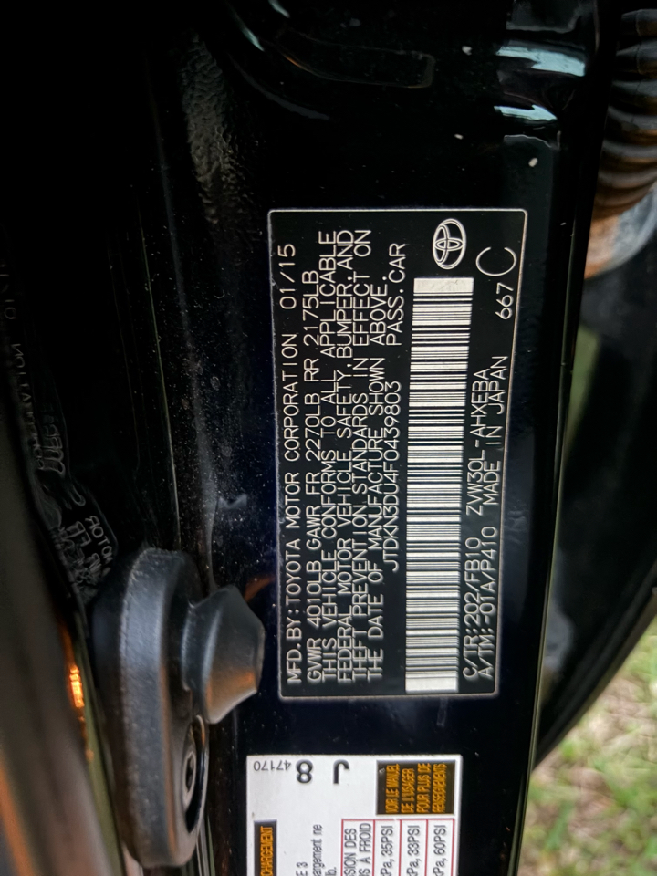 Toyota Prius Two 2015