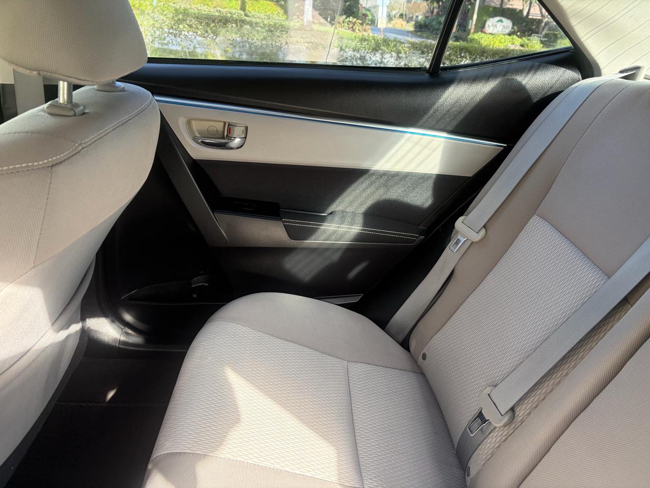 Toyota Corolla LE Plus CVT 2016