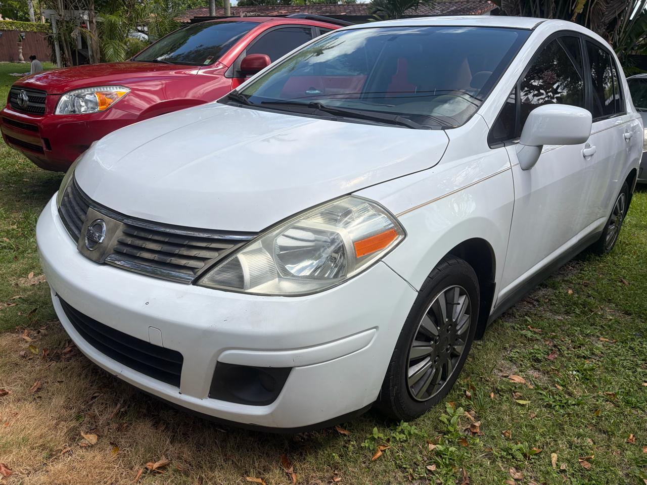 Nissan Versa 1.8 S Sedan 2008