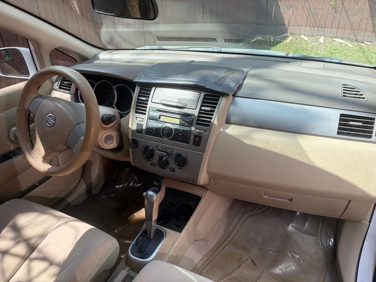 Nissan Versa 1.8 S Sedan 2008