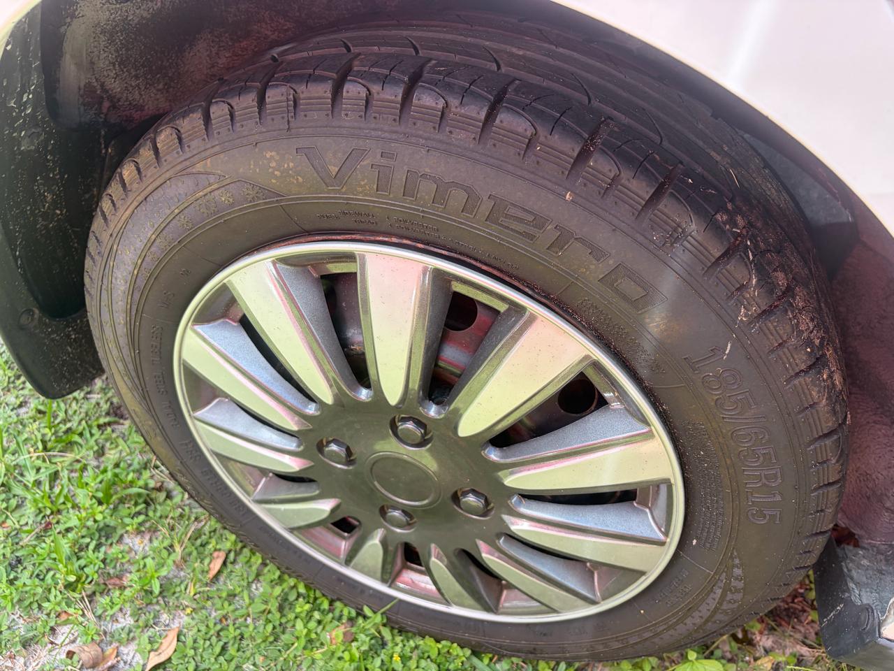 Nissan Versa 1.8 S Sedan 2008