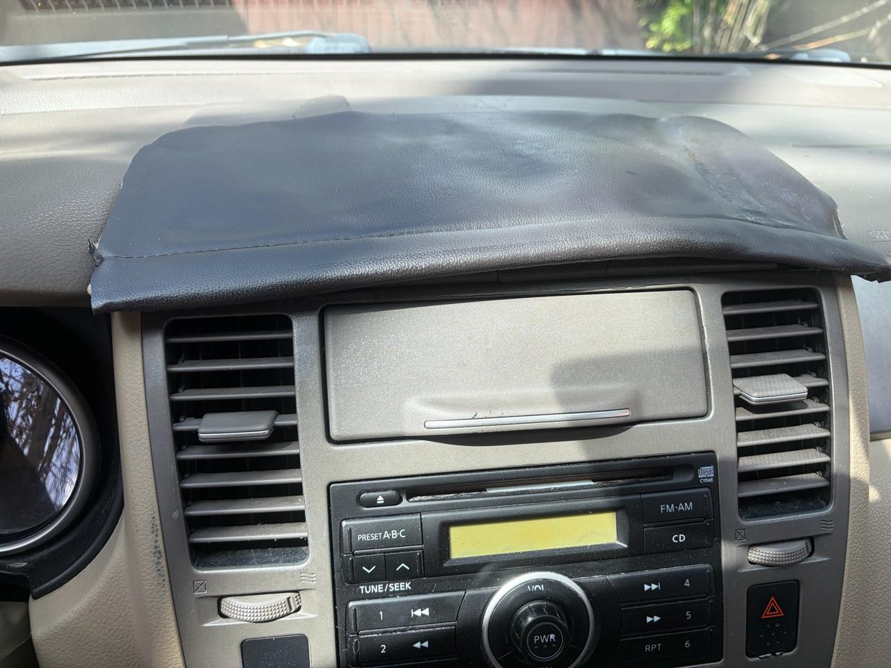 Nissan Versa 1.8 S Sedan 2008