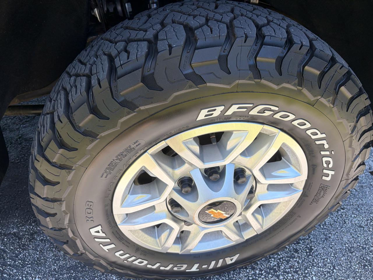 Chevrolet Silverado 2500HD LT Crew Cab Short Box 2WD 2024