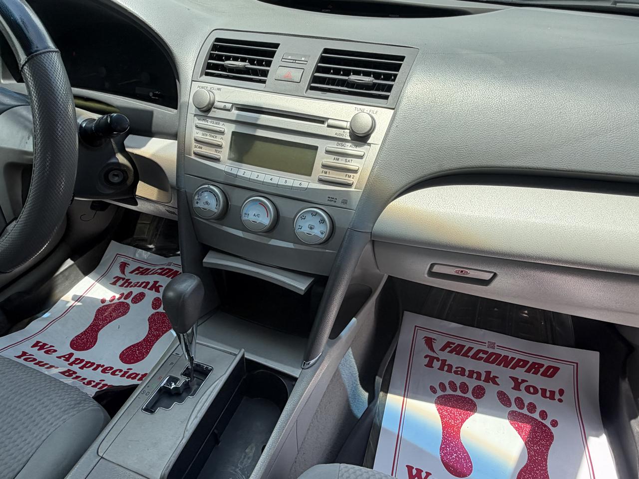 Toyota Camry Base 6-Spd AT 2011